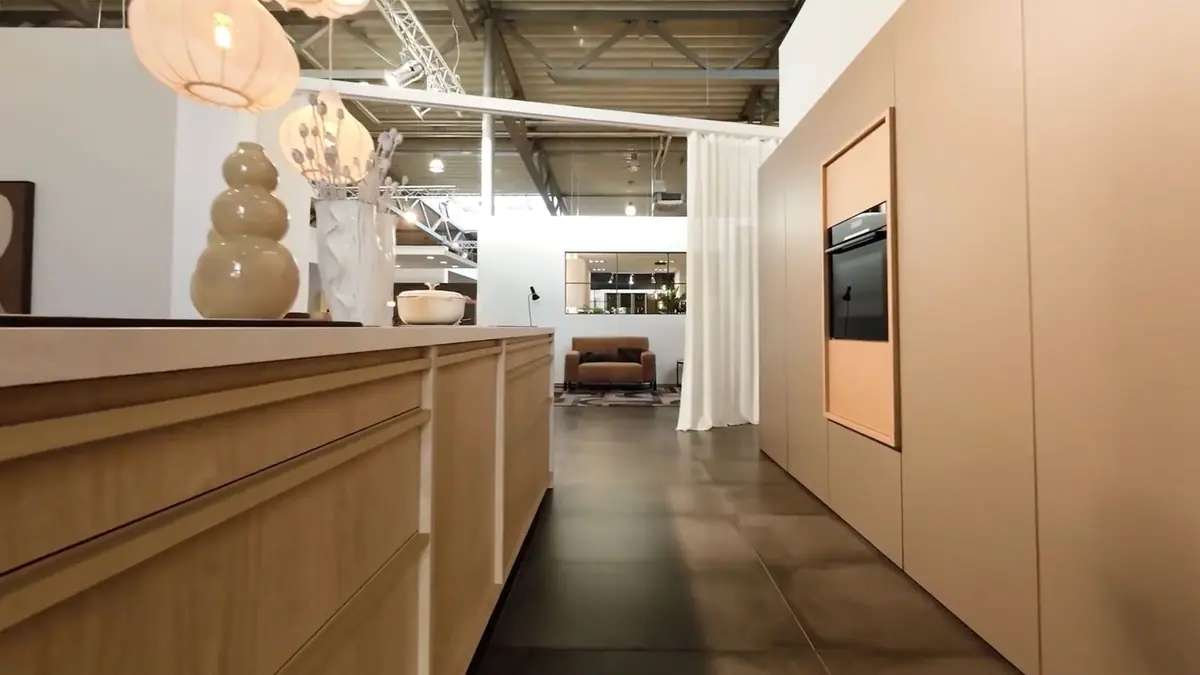 Cuisine d’exposition dans le showroom Terra Kitchen à Anderlecht